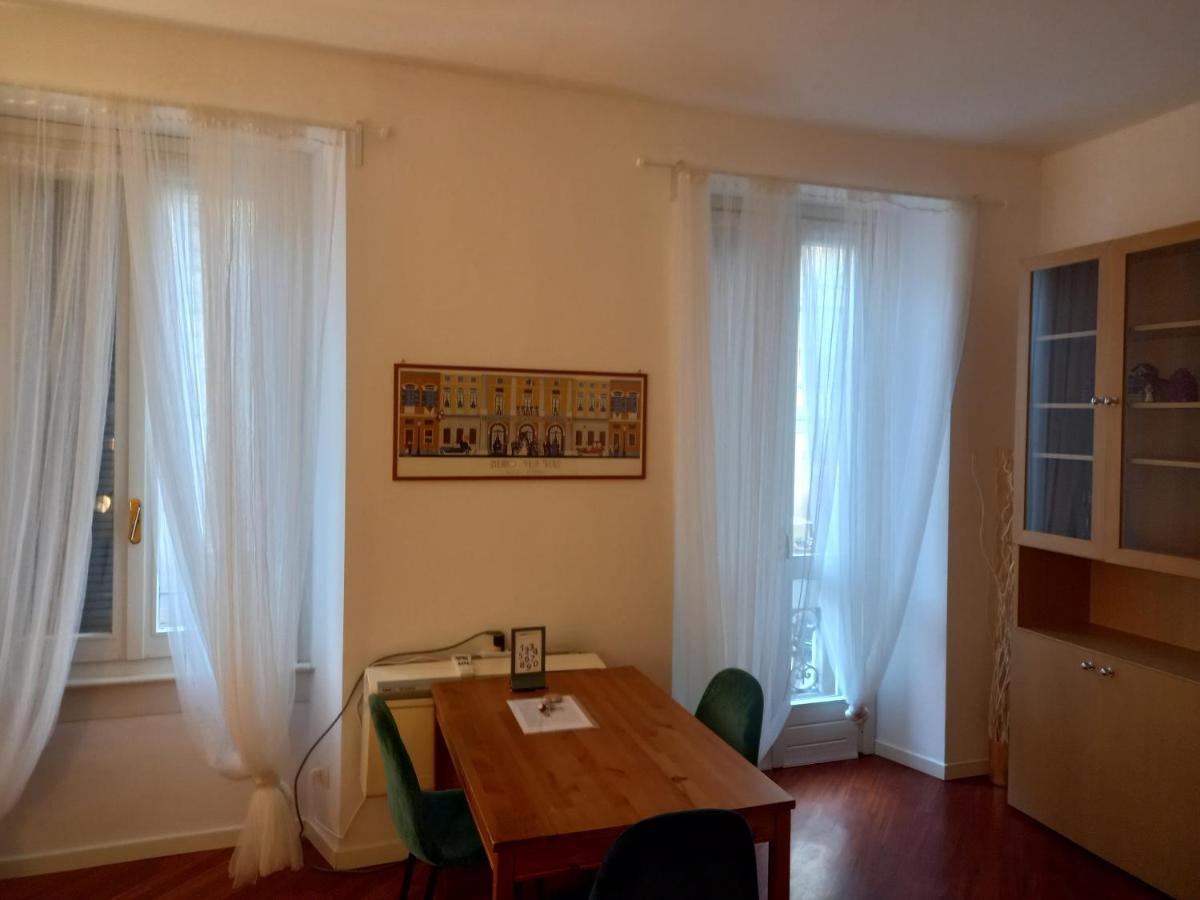 Appartement  à Milan Extérieur photo